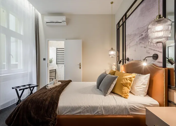 Cereja Boutique 3*
