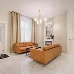 Cereja Boutique 3*